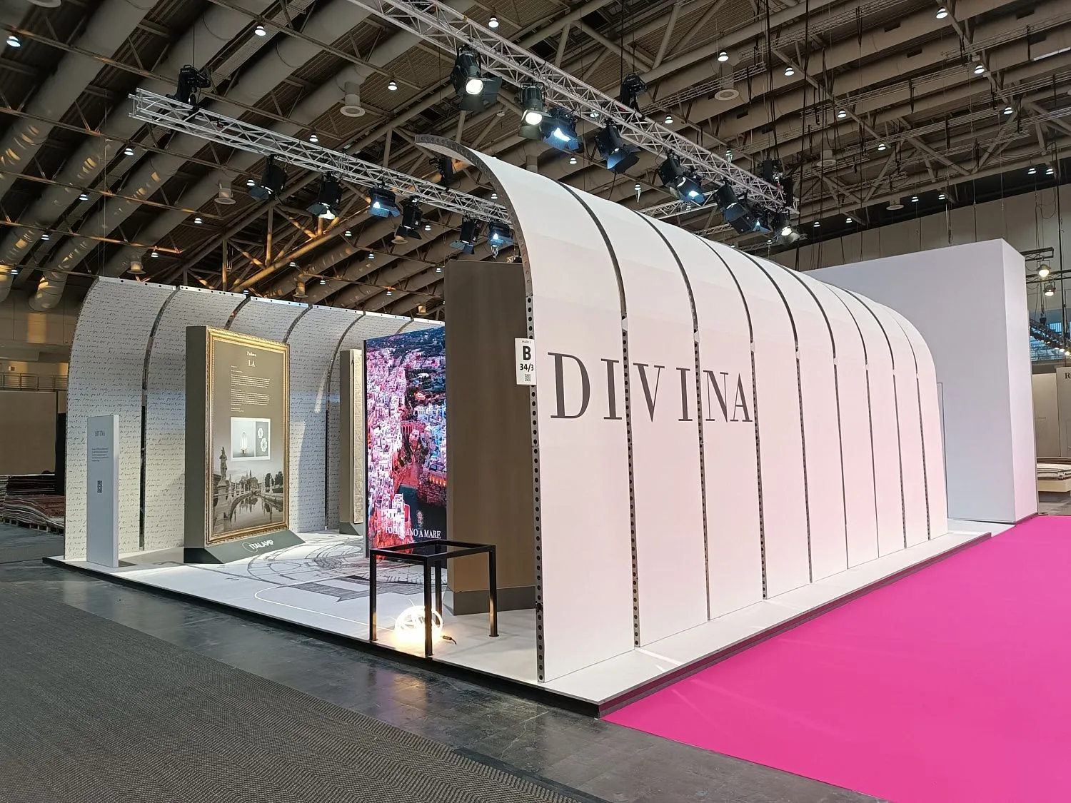 DOMOTEX X Divina
